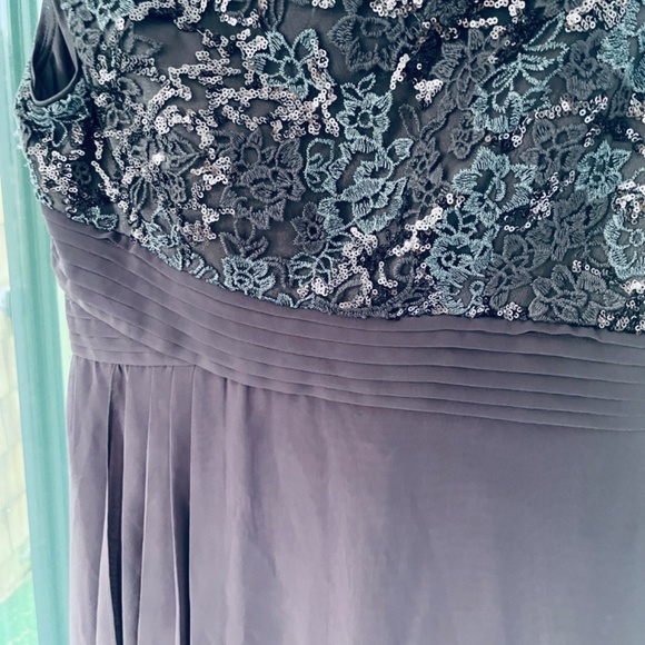 Alex Evenings Women's Sequined-Lace A-Line Dress Empire Waist Lilac Sleeveless 8 - Picture 7 of 10